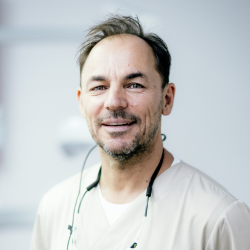 Dr. Marc Edel